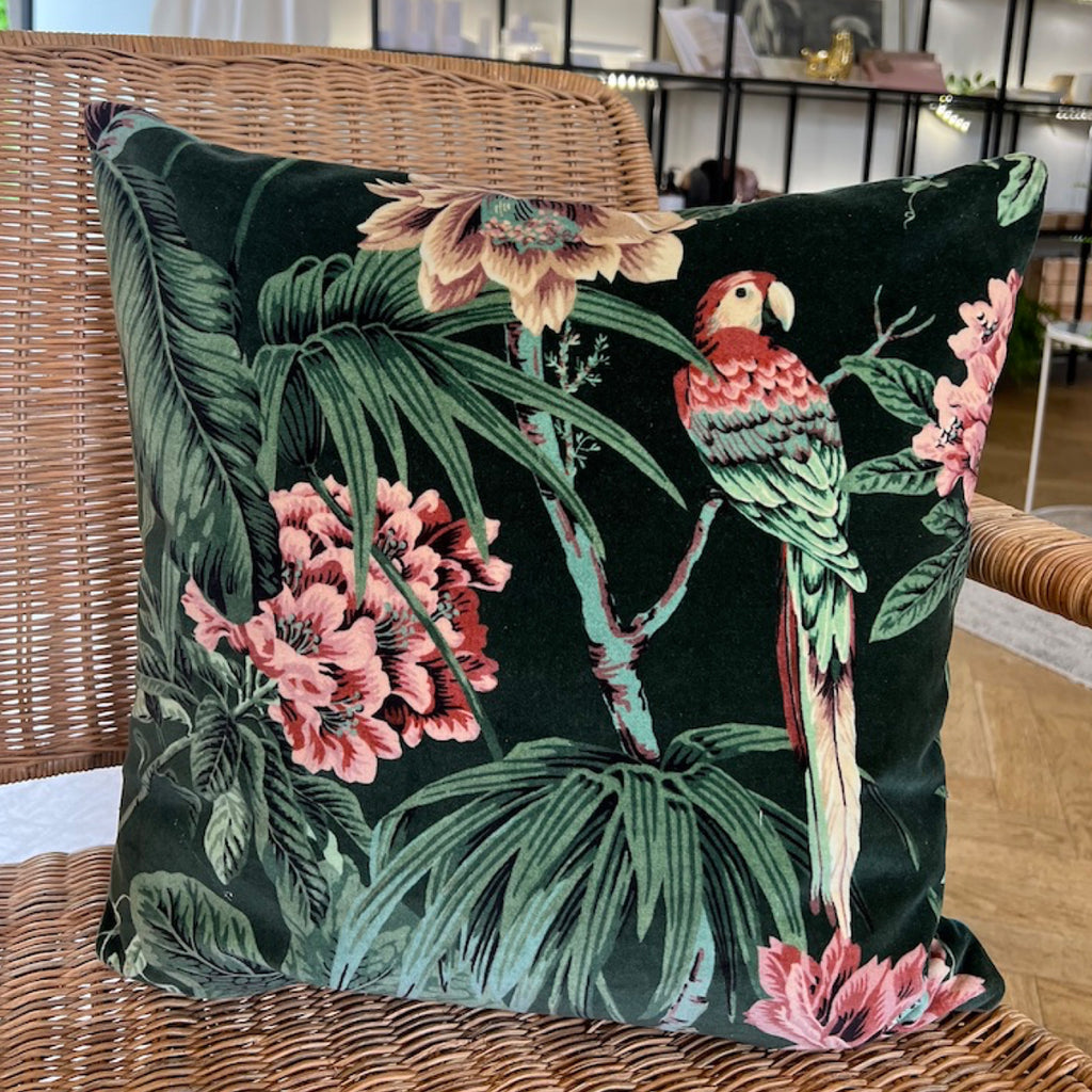 Medium Cushion