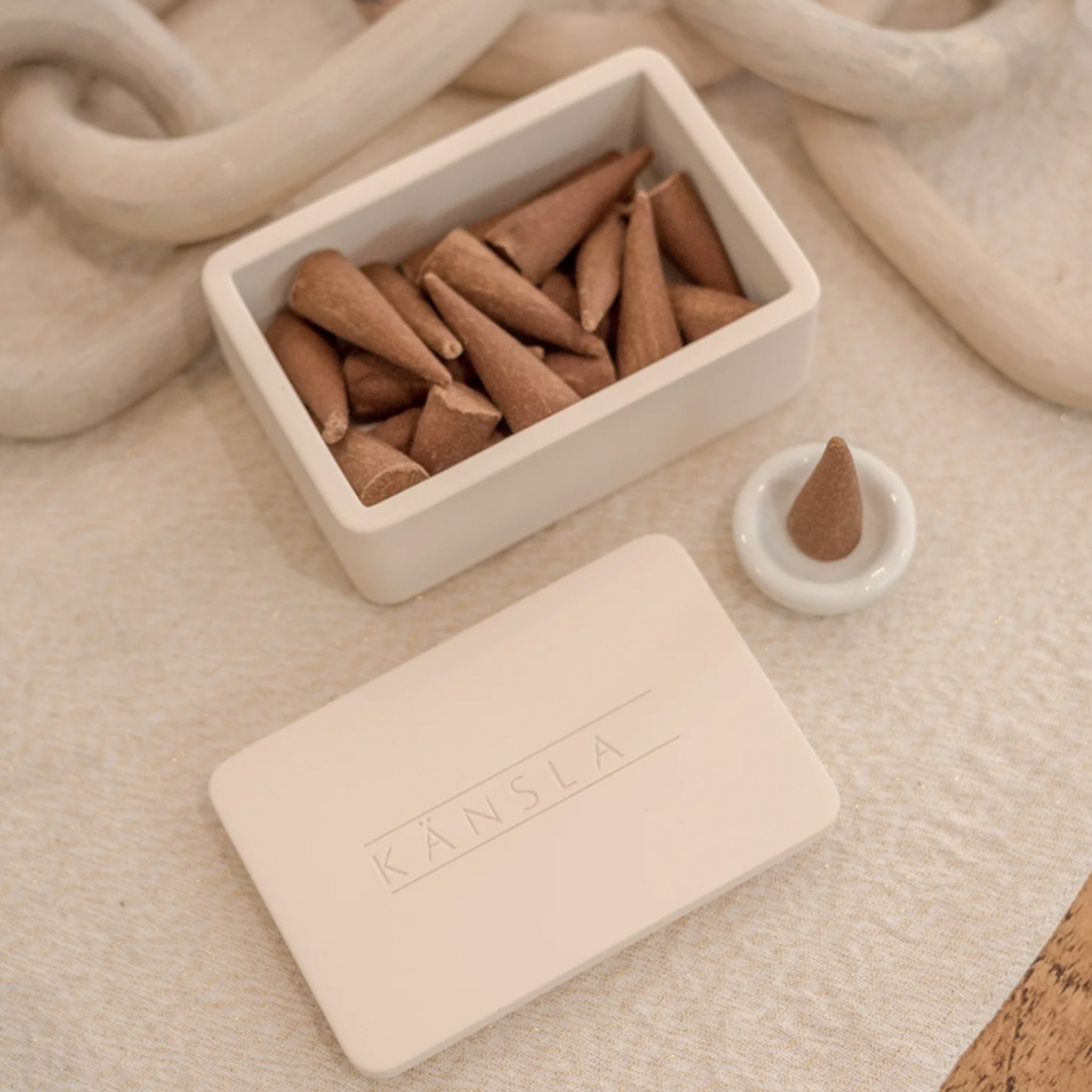 Cashmere & Oak Incense Cones