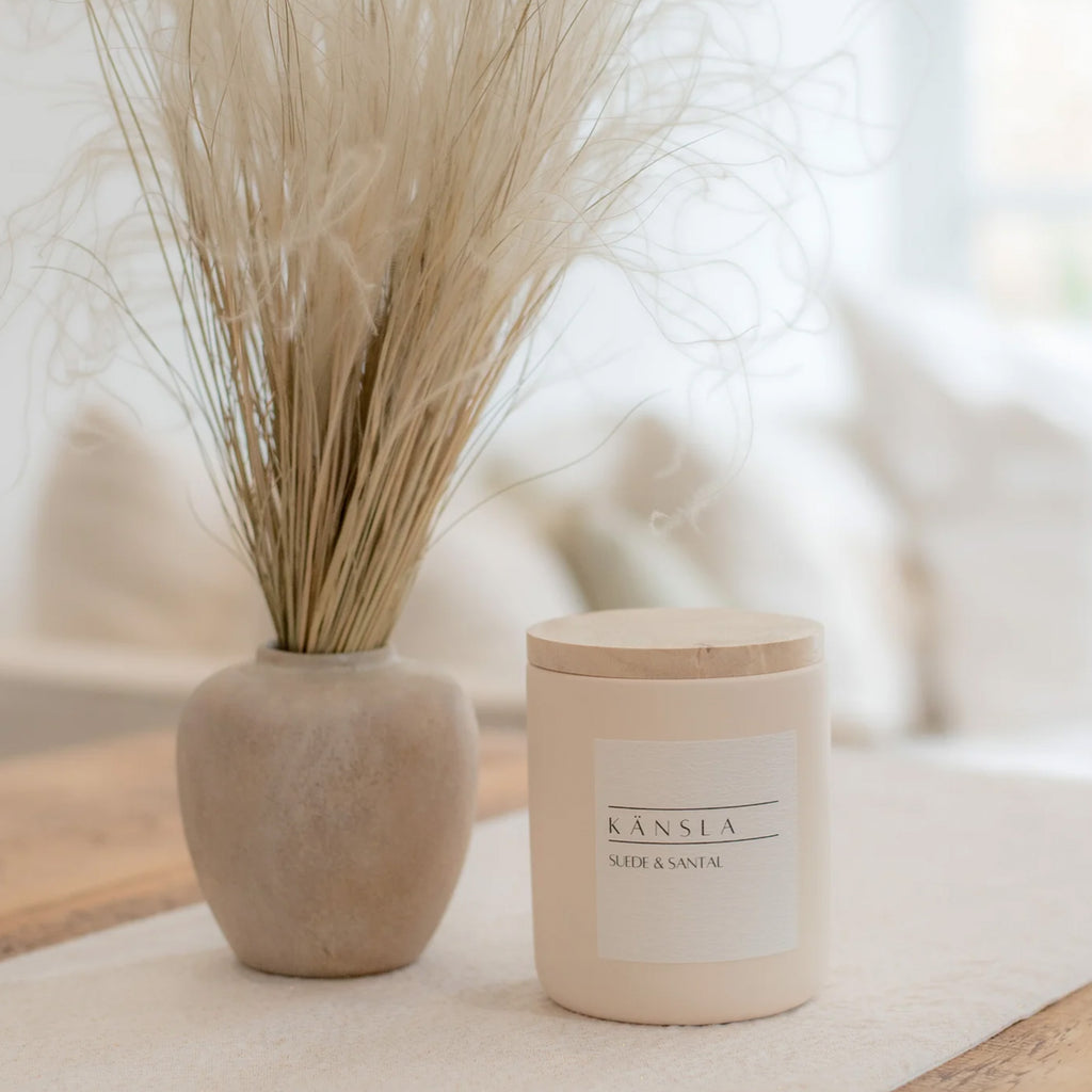 Suede & Santal Candle