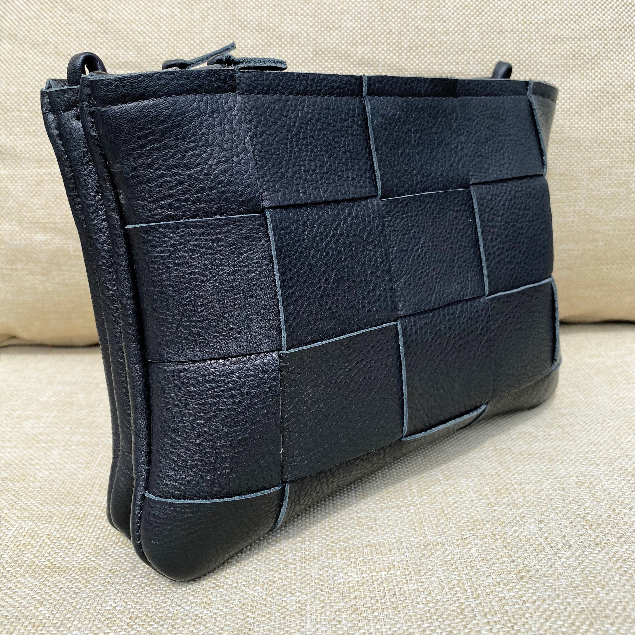 Black 'Large Weave' Double