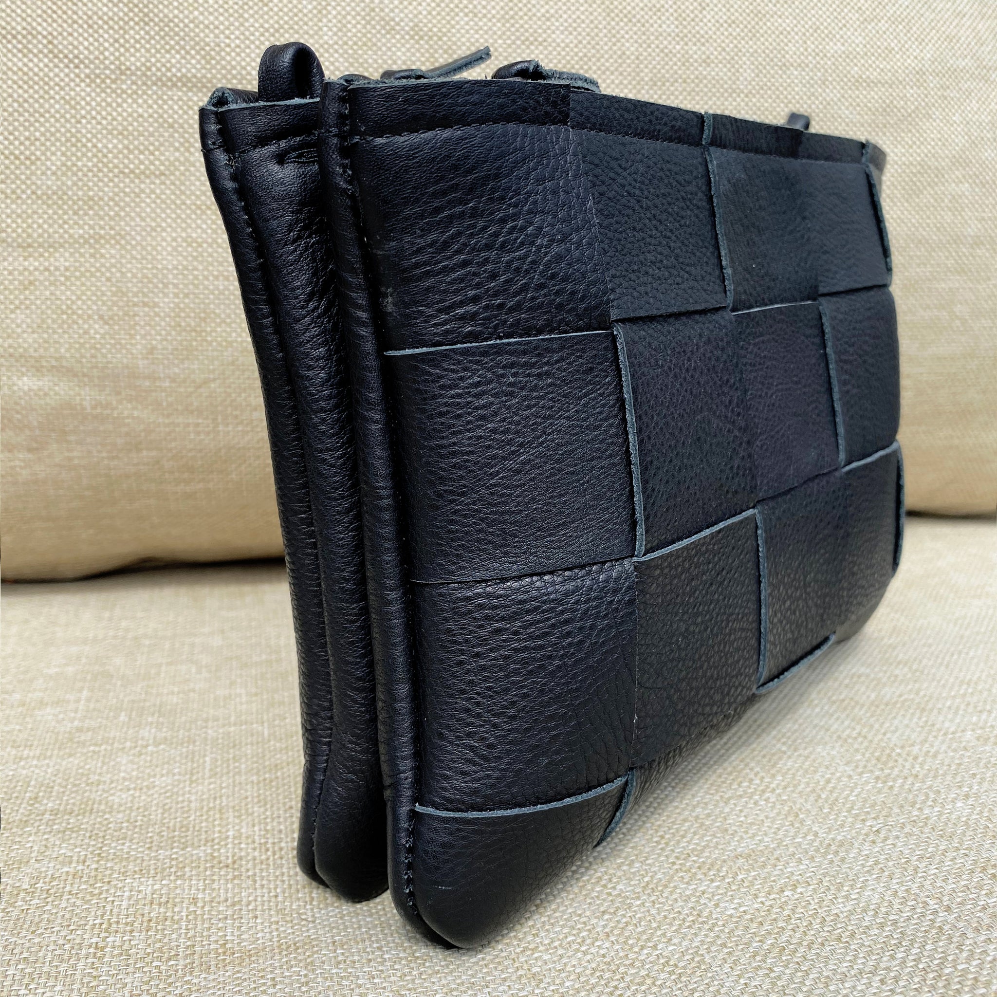 Black 'Large Weave' Double