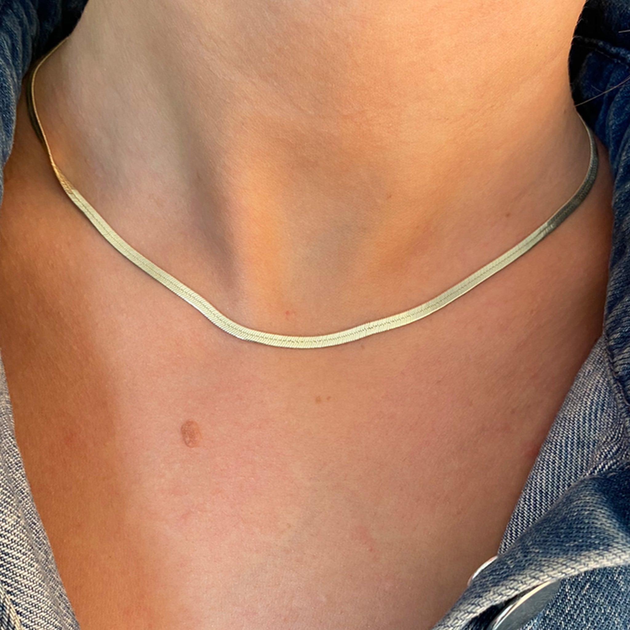 Flat snake chain necklace