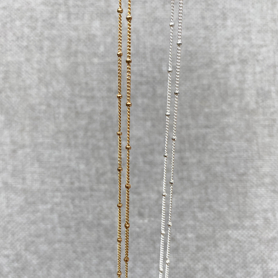 Satellite short necklace