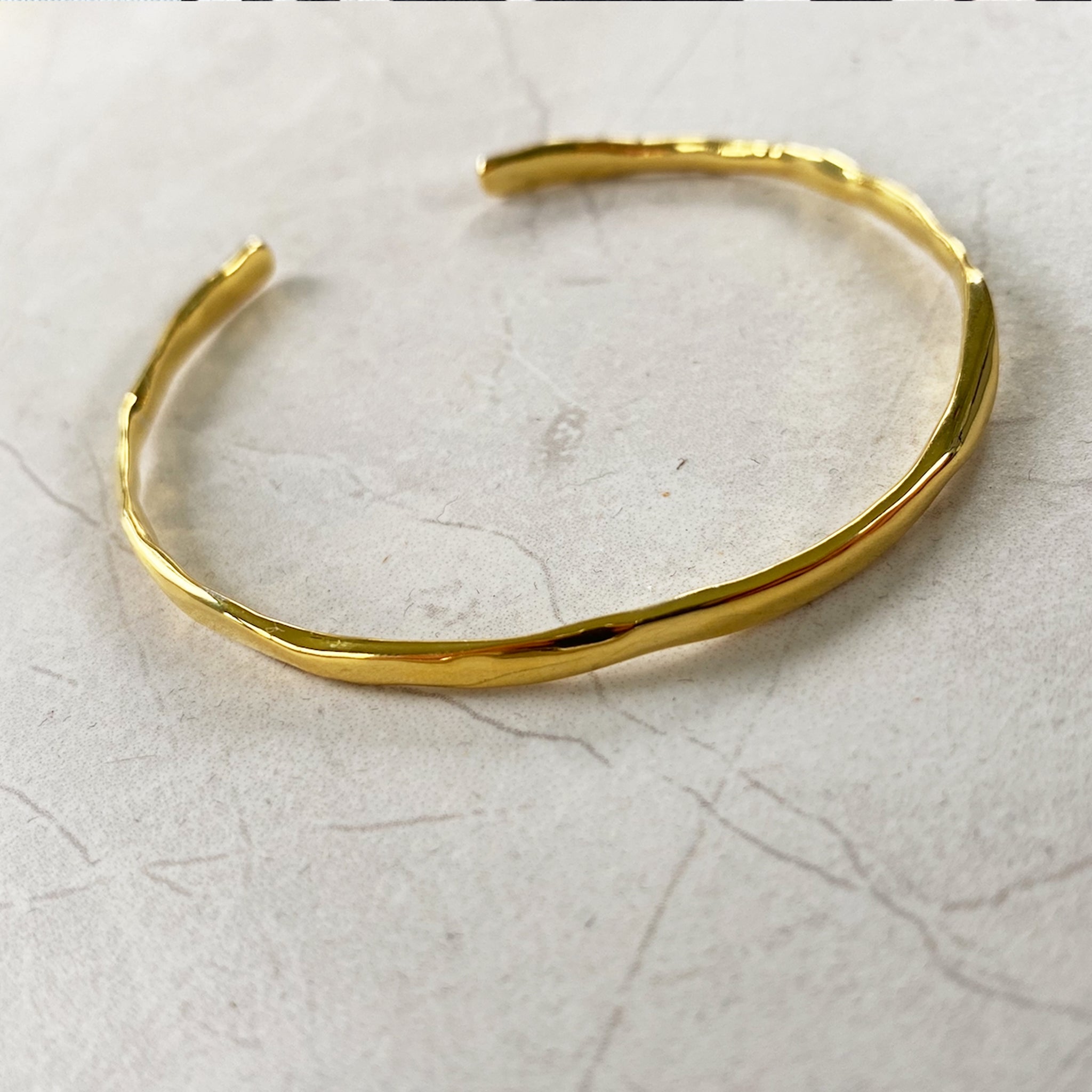 Hammered bangle