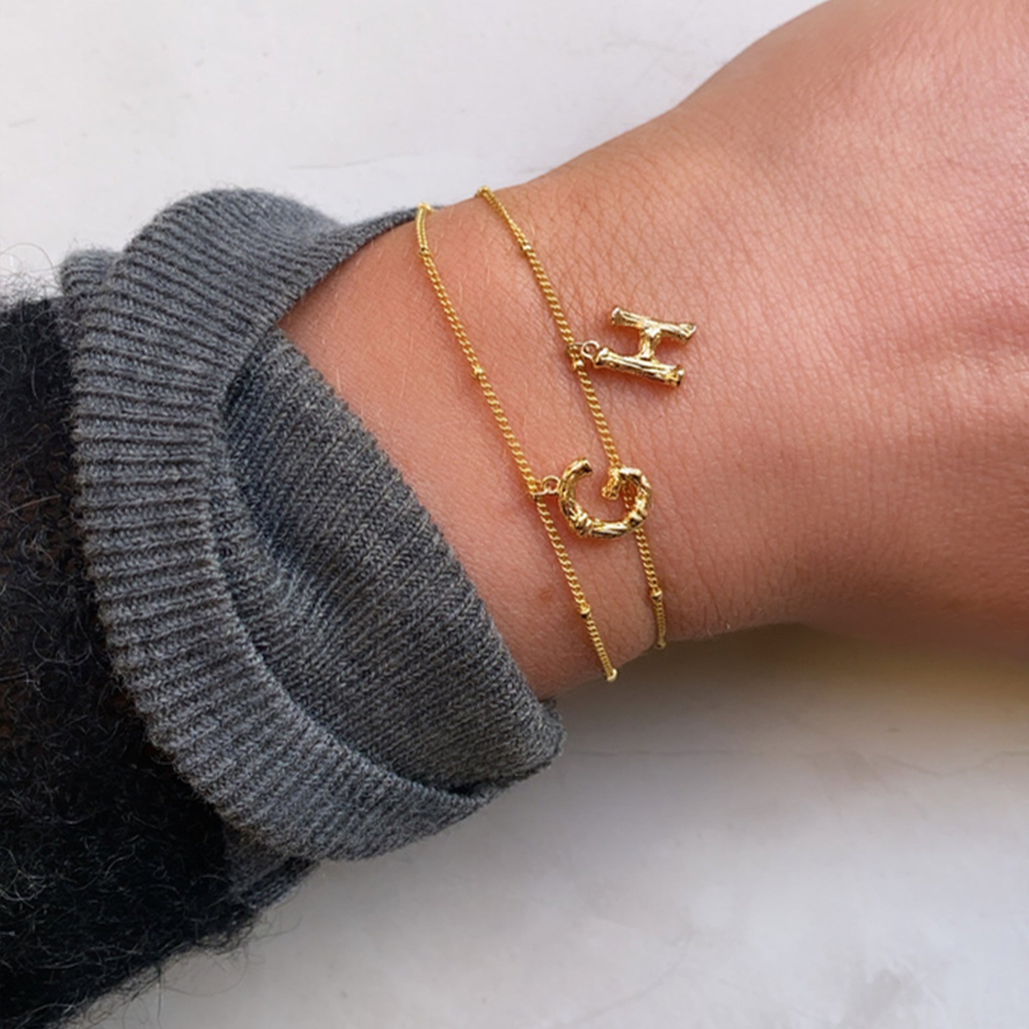 Single initial bracelet