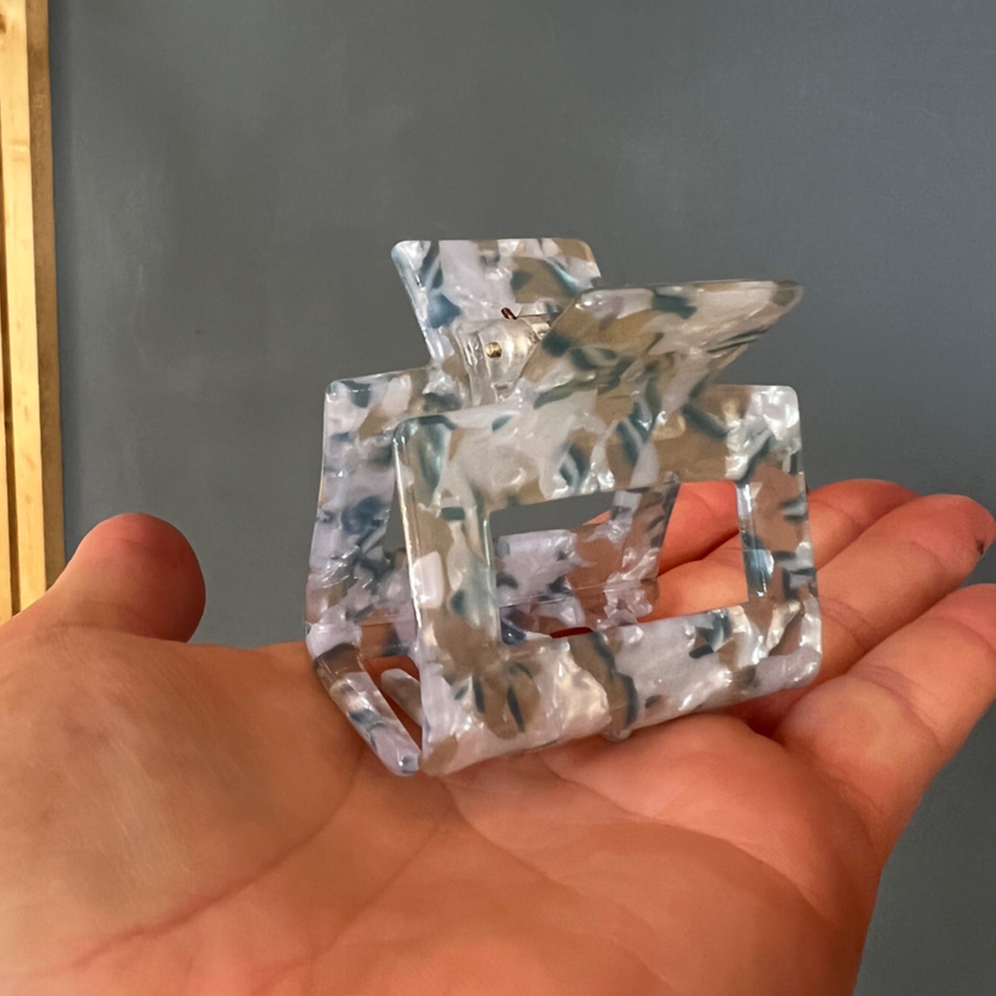 Light Blue Hair Claw