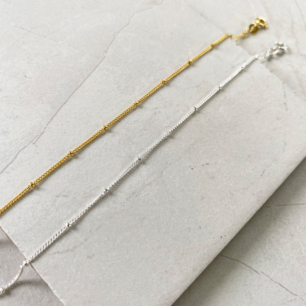 Satellite bracelet