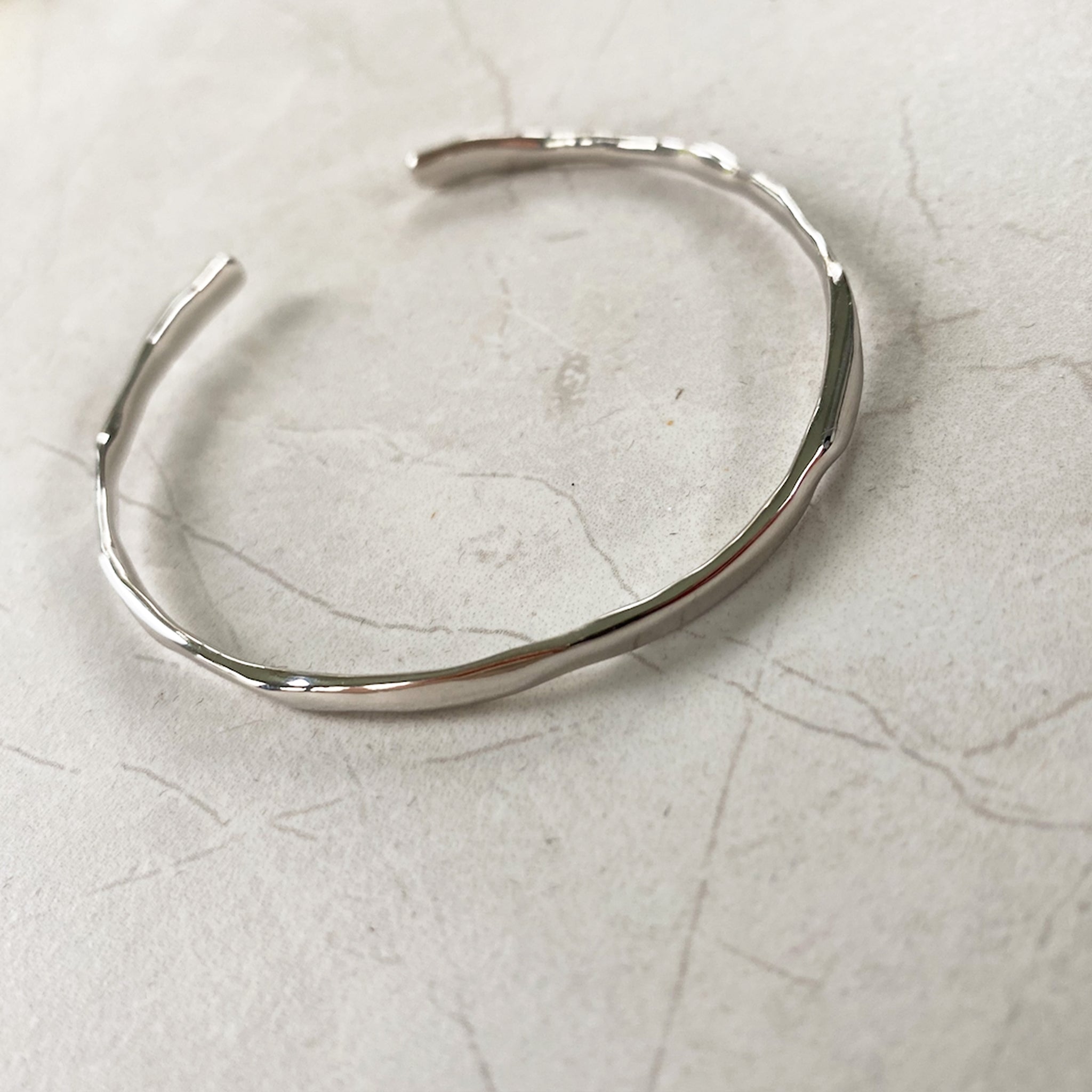 Hammered bangle