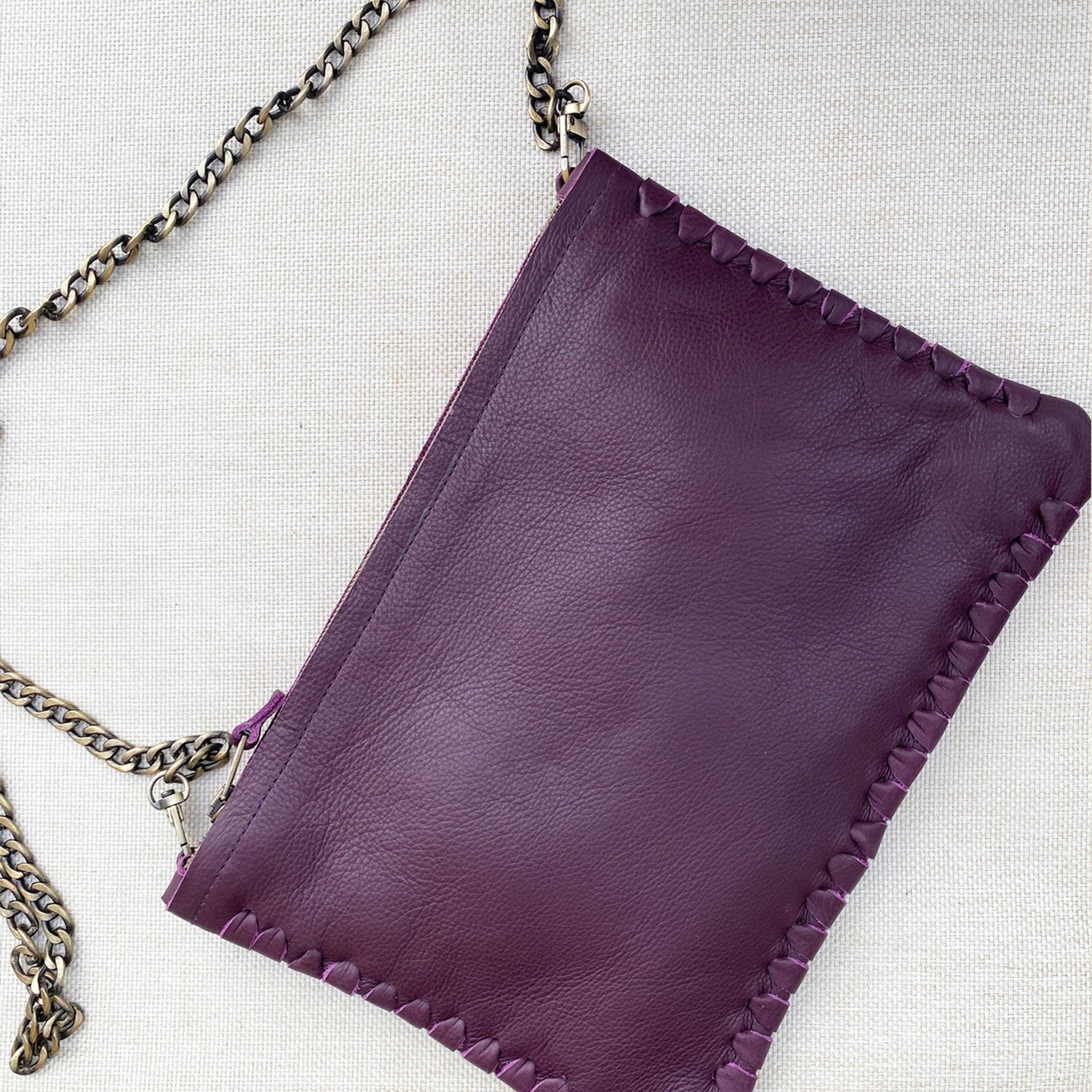 WINE THREADED CLUTCH