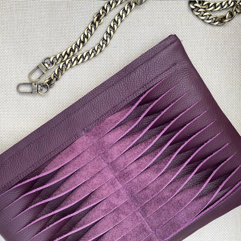 Wine Twisted Clutch