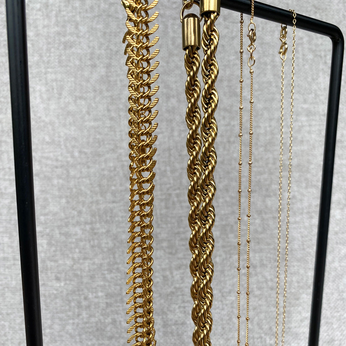 Herringbone chain necklace