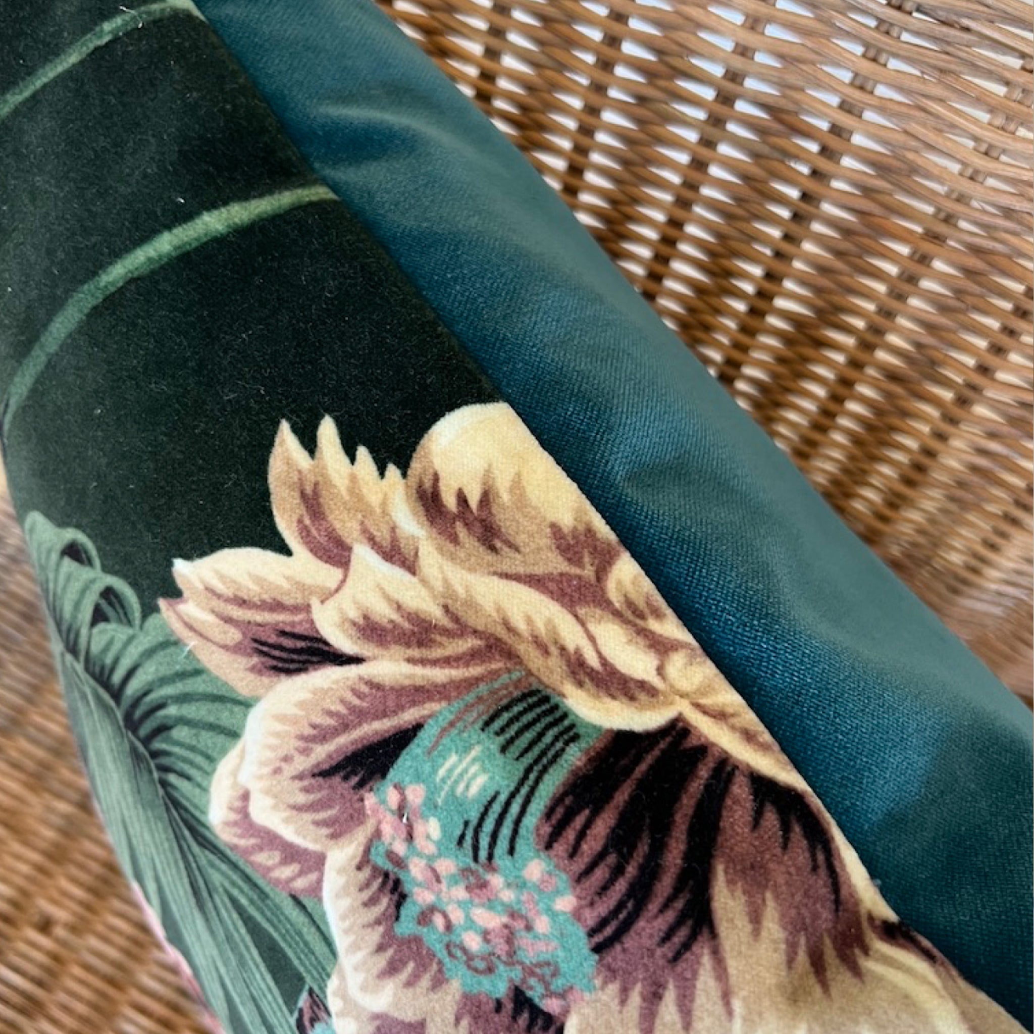 Medium Cushion